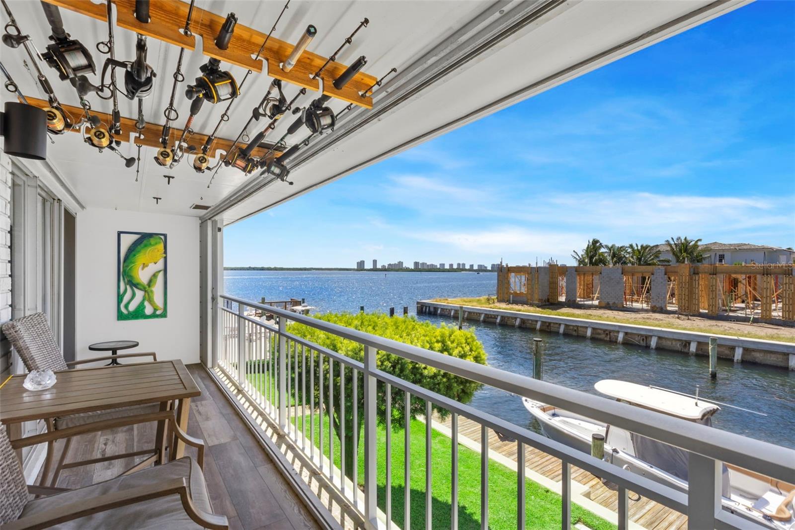 MARINA HARBOUR CONDO - Residential