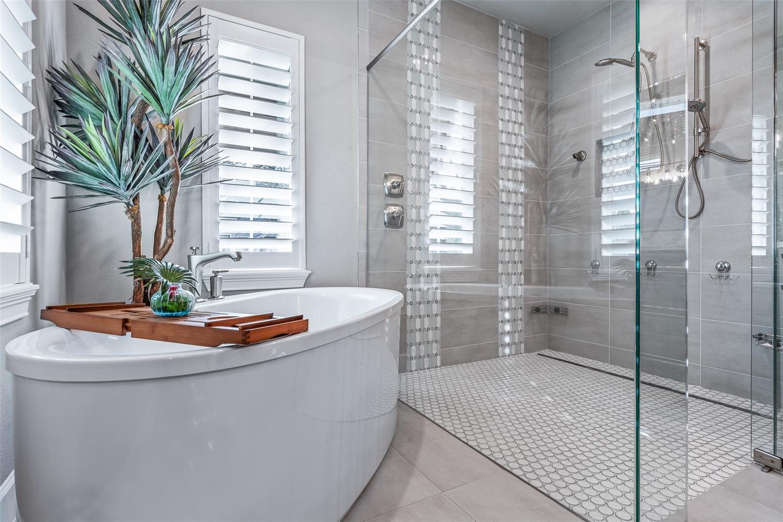 PLANTATION BAY SEC 2A-F UN 6 - Residential