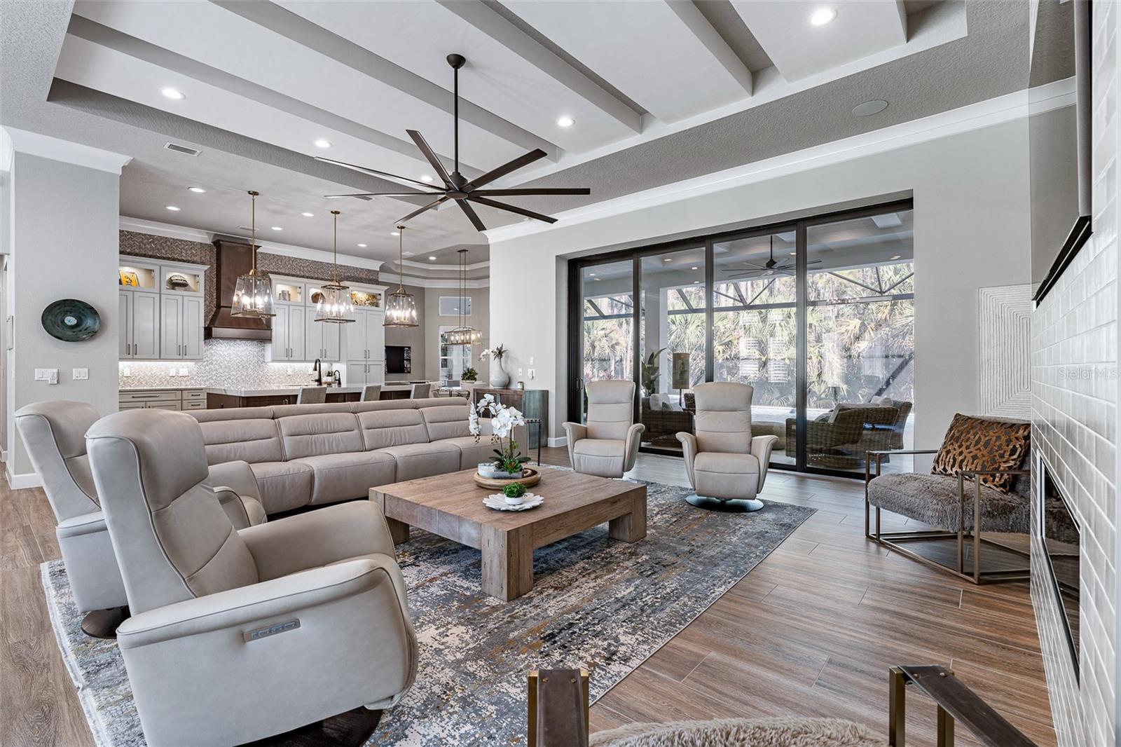 PLANTATION BAY SEC 2A-F UN 6 - Residential