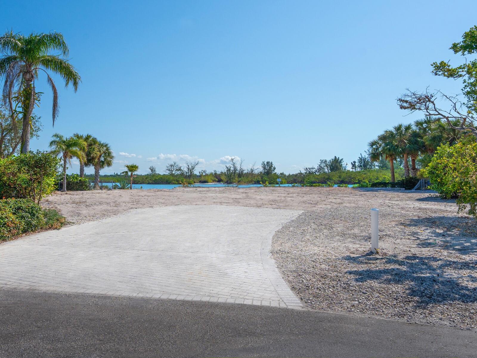 BAY ISLAND SHORES - Land