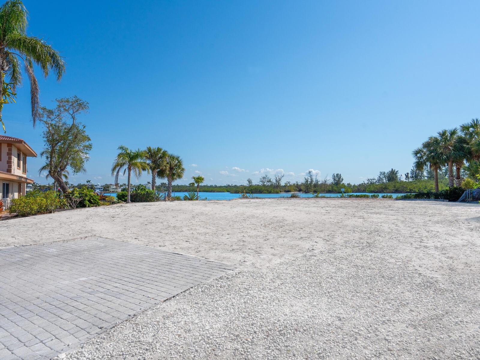 BAY ISLAND SHORES - Land