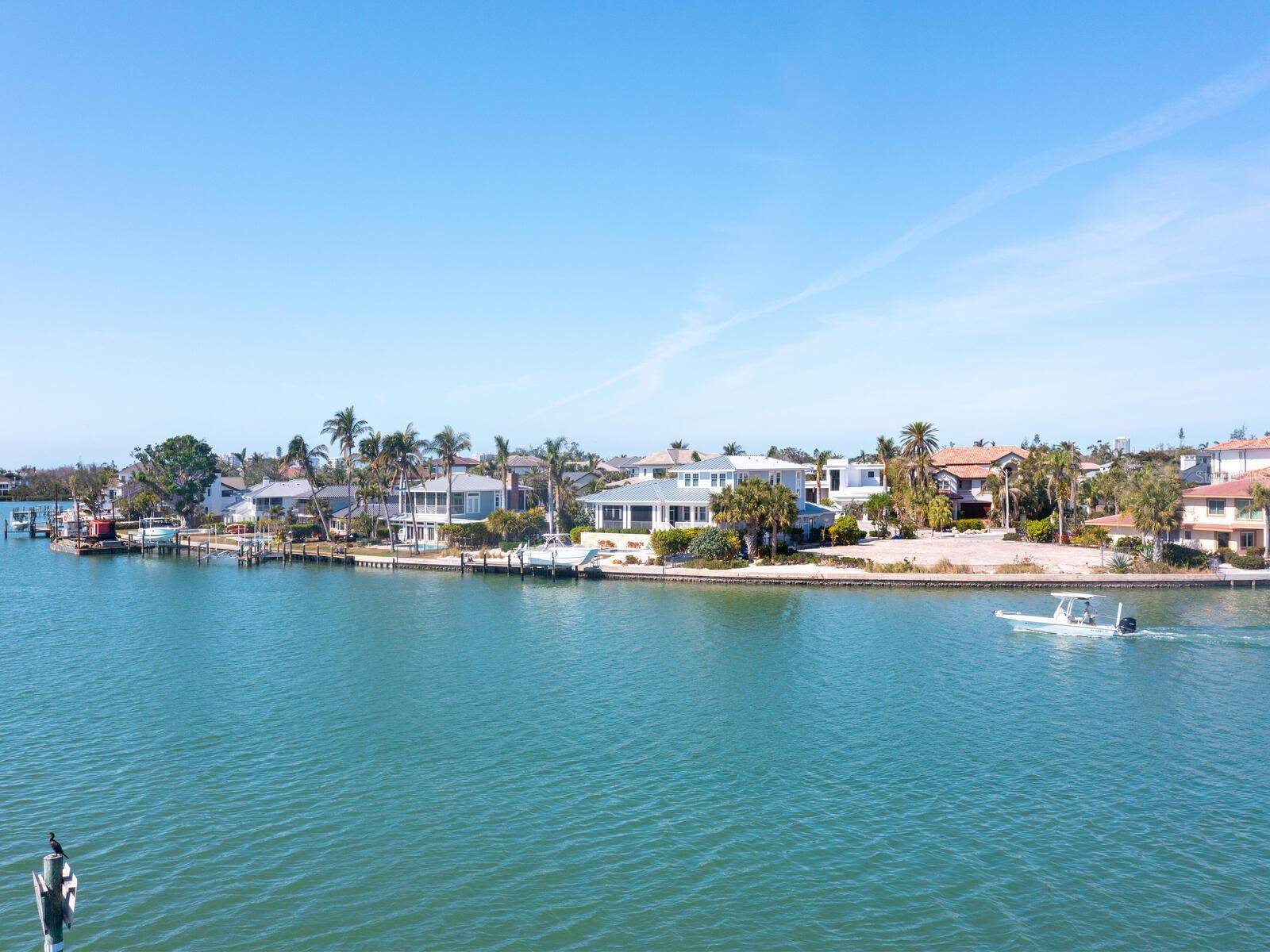 BAY ISLAND SHORES - Land