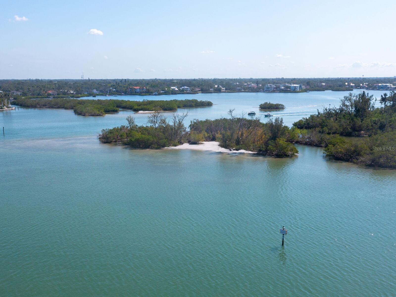 BAY ISLAND SHORES - Land