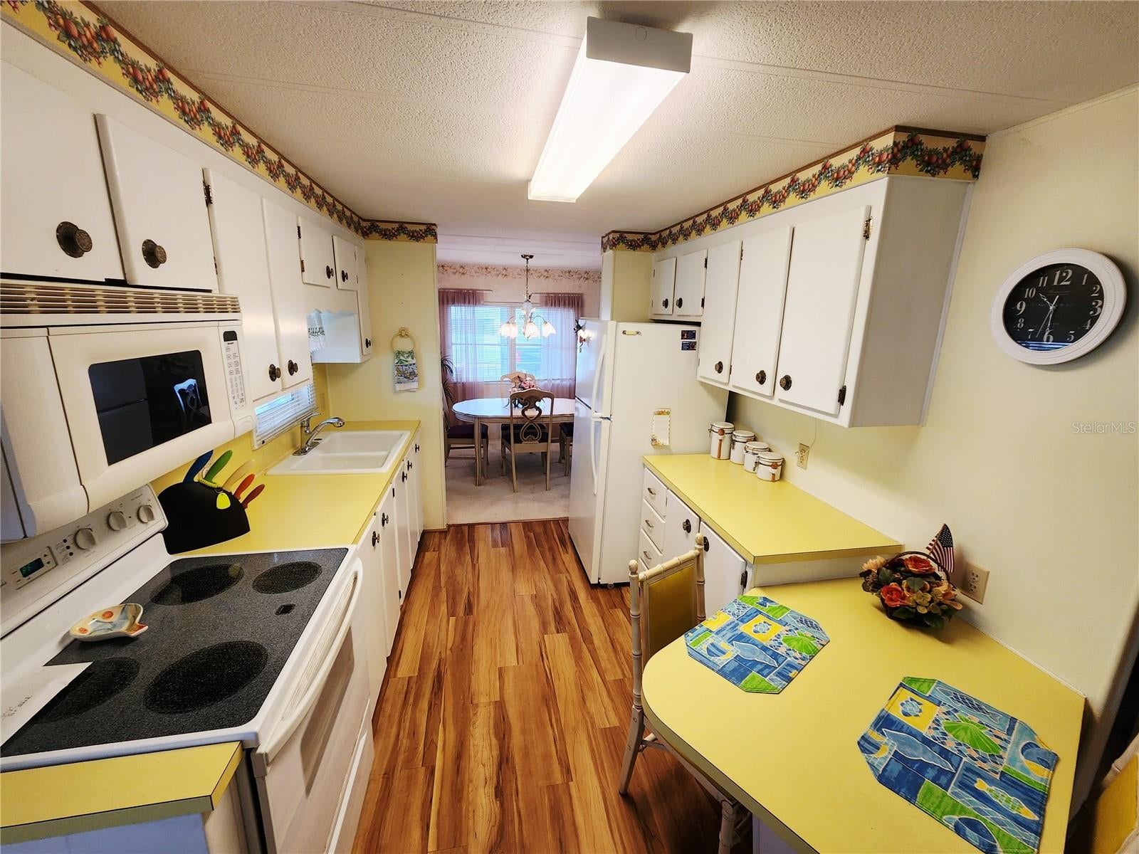 5408 CHATEAU LANE, BRADENTON, FL, 34207 4 5408 CHATEAU LANE