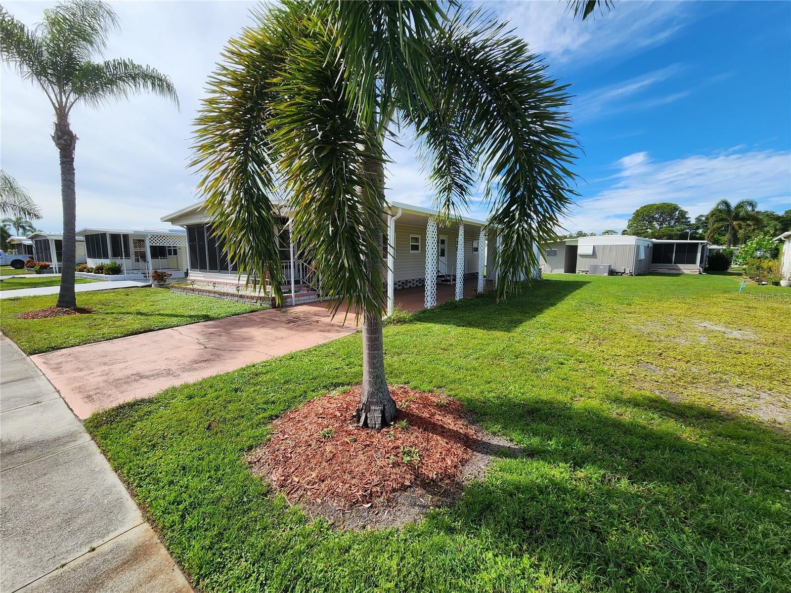 5408 CHATEAU LANE, BRADENTON, FL, 34207 3 5408 CHATEAU LANE