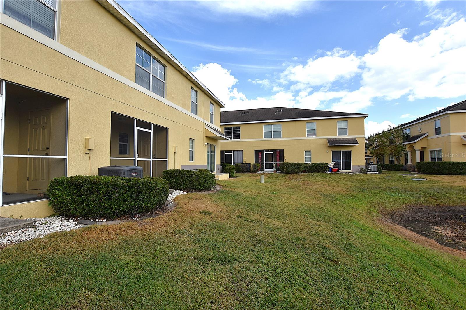 COBBLESTONE LANDING TWNHMS CONDO - Residential Lease