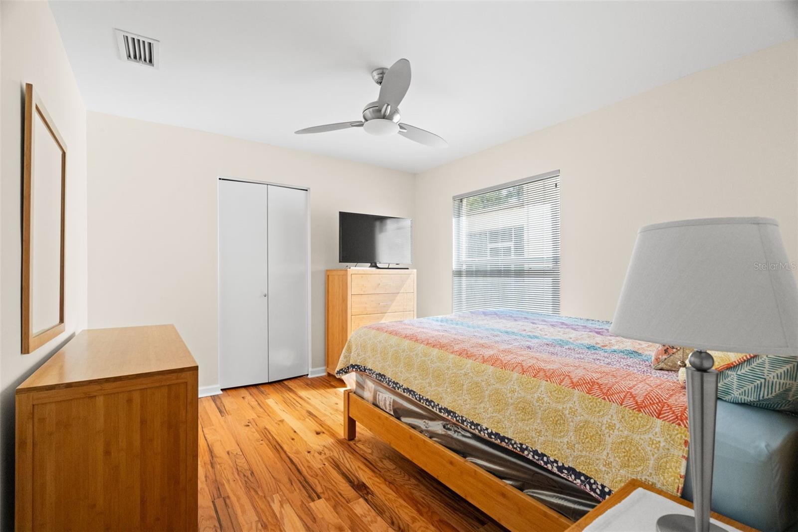 CREEKSIDE - Residential