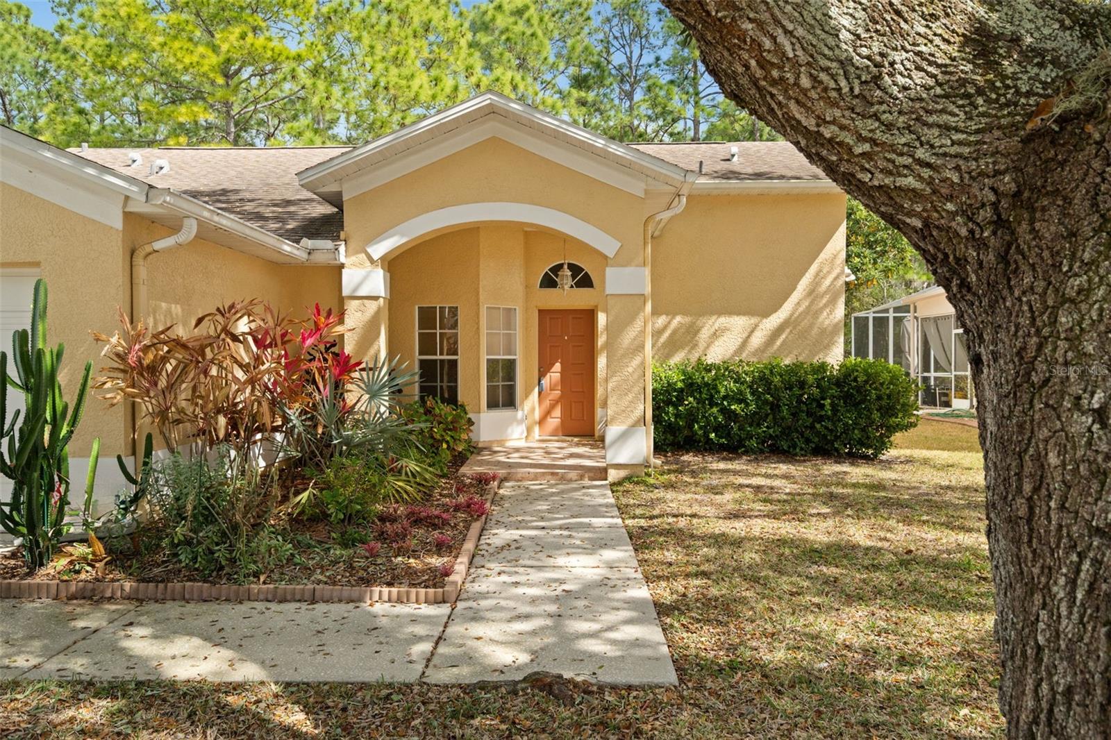 CREEKSIDE - Residential