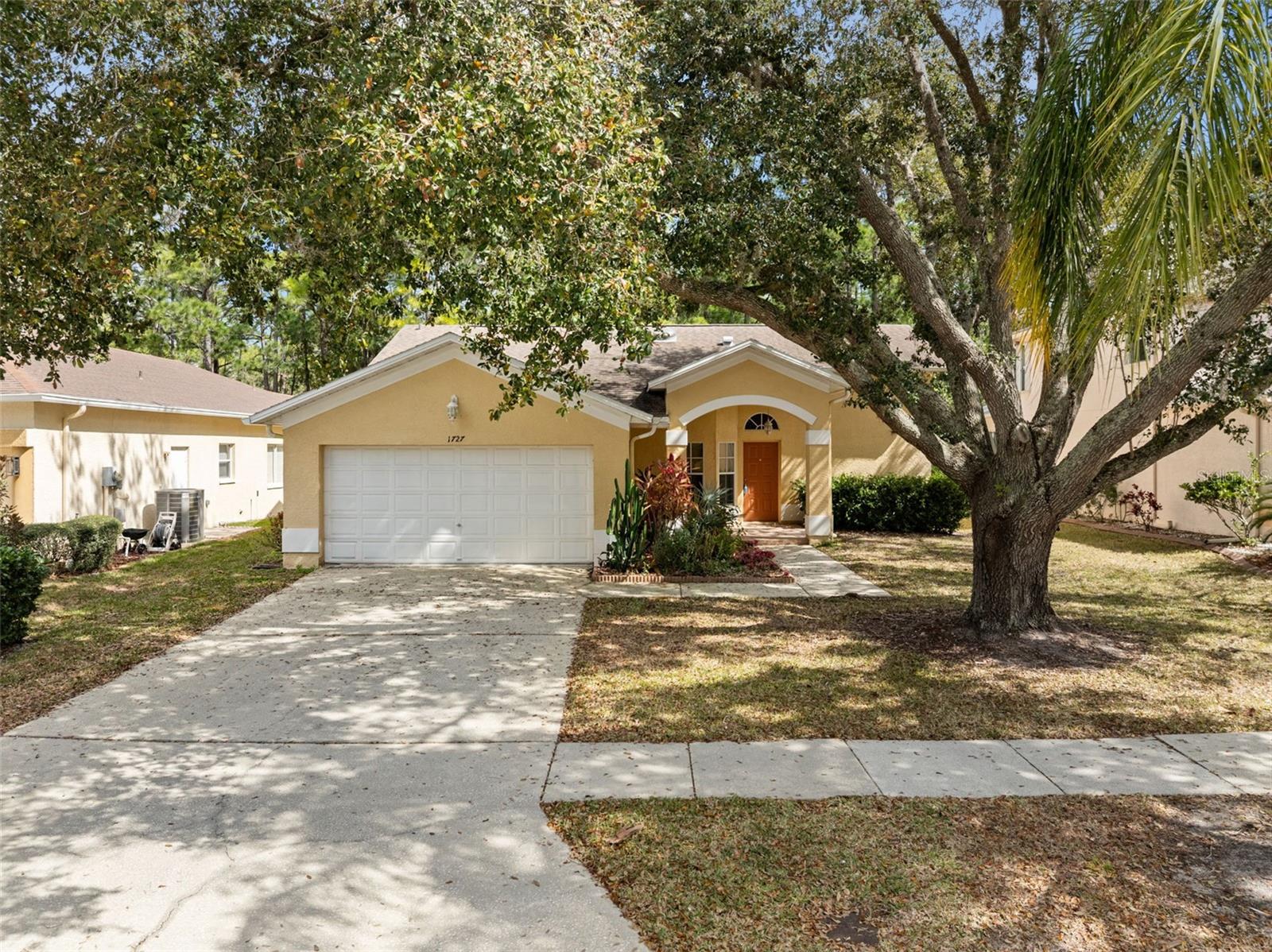 CREEKSIDE - Residential