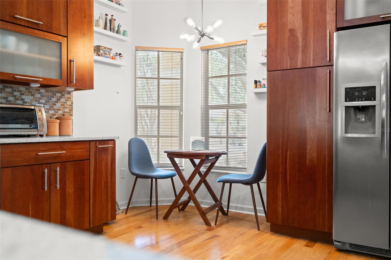 CREEKSIDE - Residential