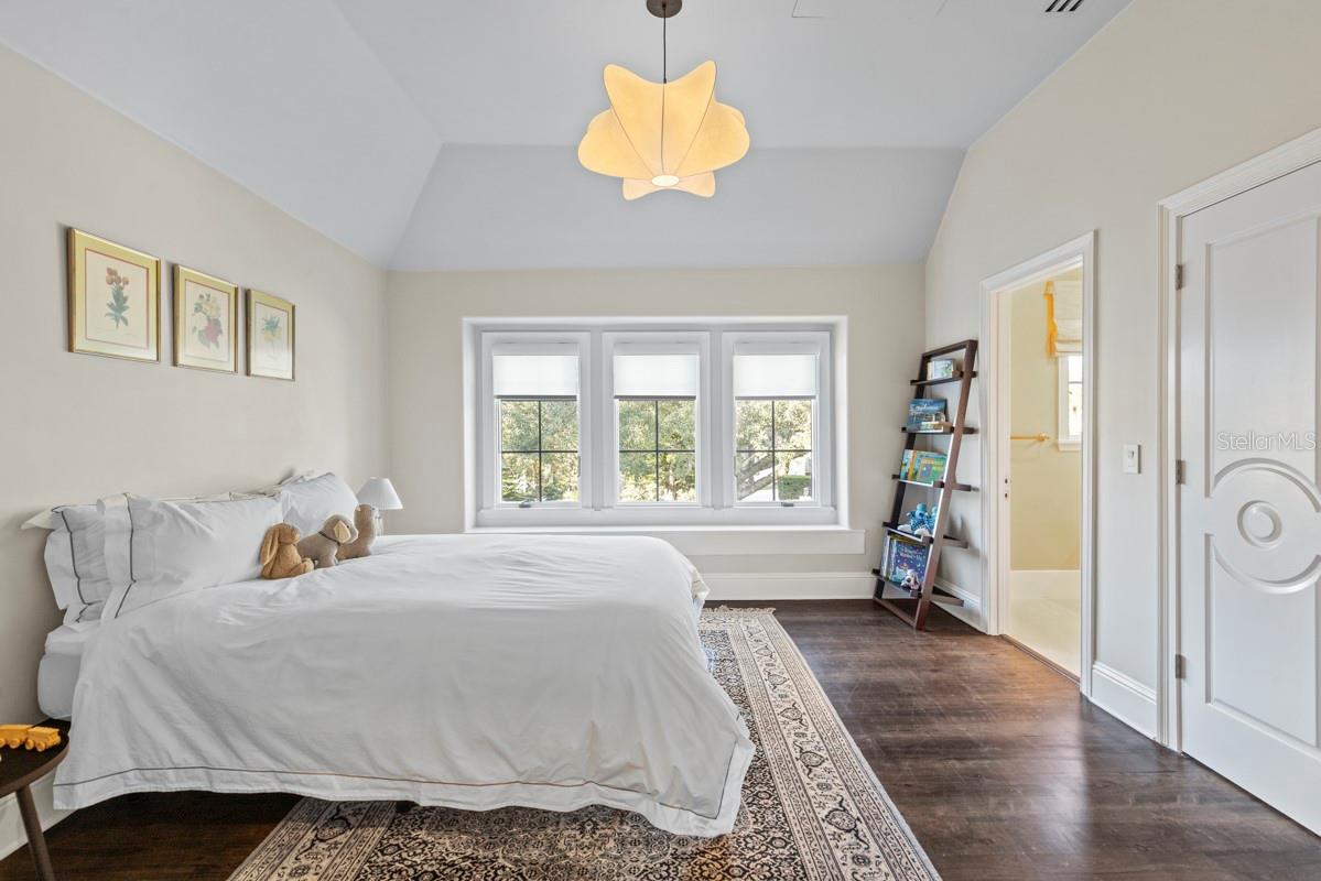 CLOISTER GROVE SUB - Residential