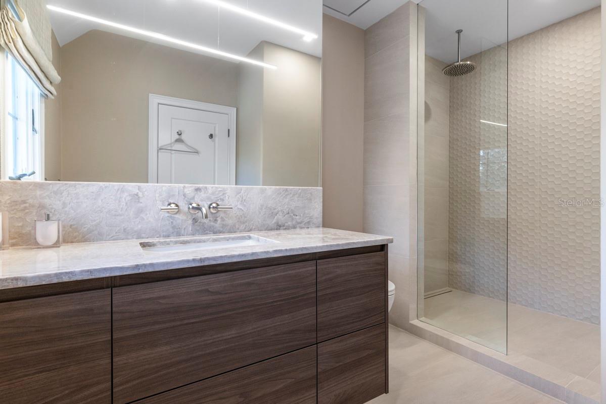 CLOISTER GROVE SUB - Residential