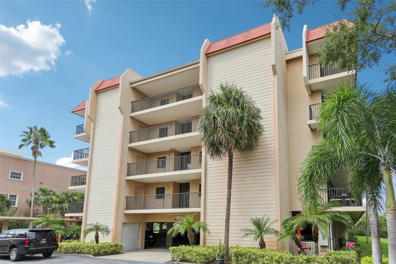 2700 BAYSHORE BOULEVARD 9404