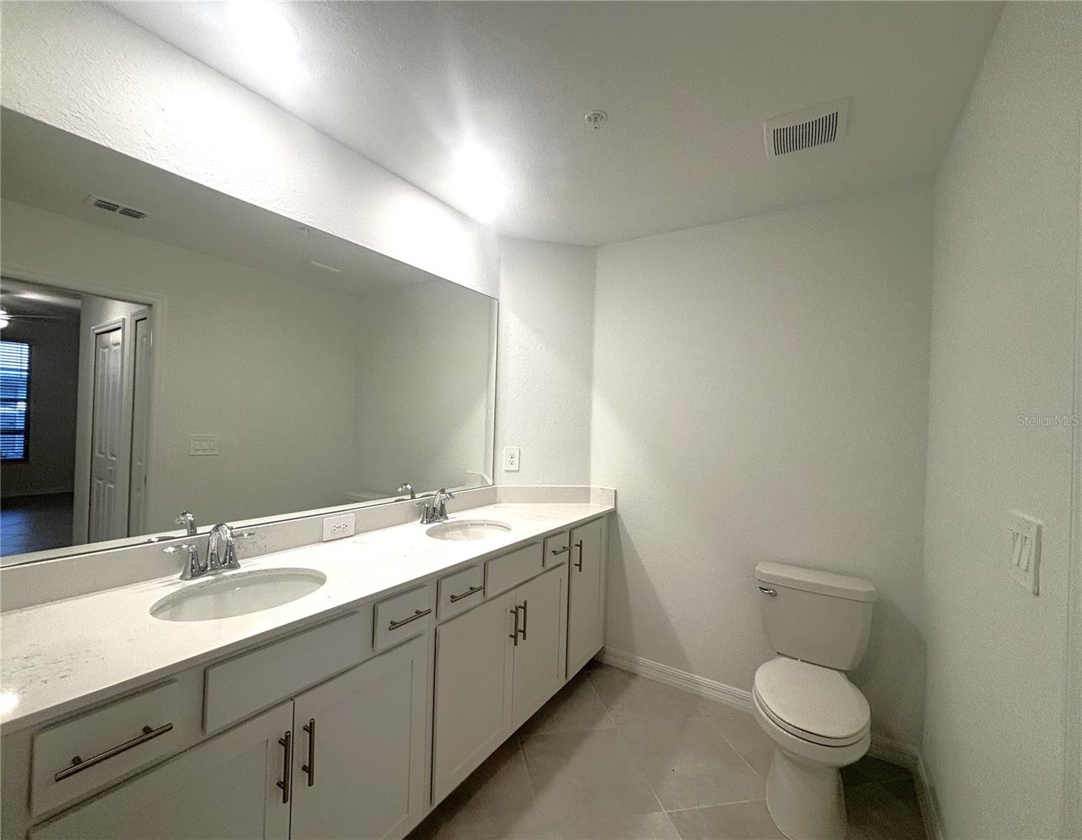 WELLEN GOLF & COUNTRY CLUB - Residential Lease