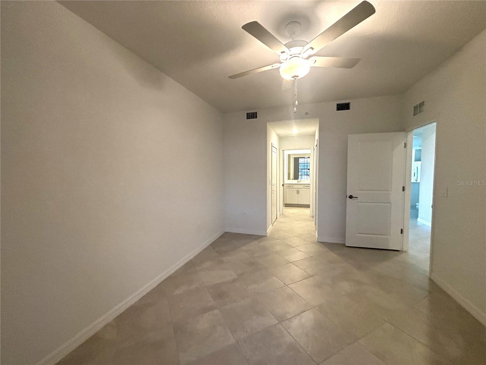 WELLEN GOLF & COUNTRY CLUB - Residential Lease