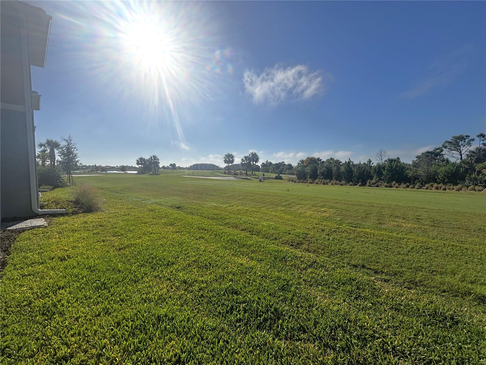 WELLEN GOLF & COUNTRY CLUB - Residential Lease