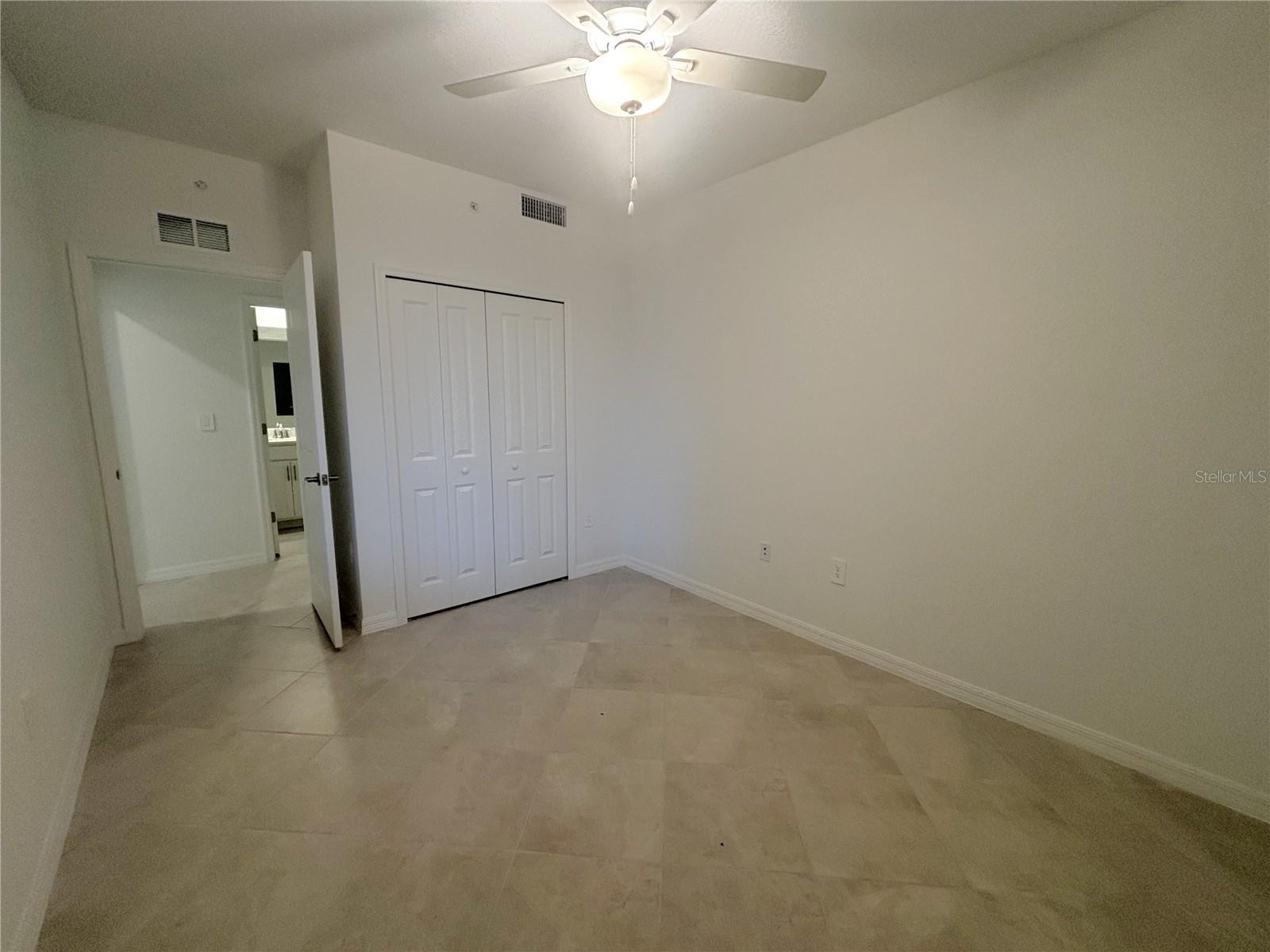 WELLEN GOLF & COUNTRY CLUB - Residential Lease