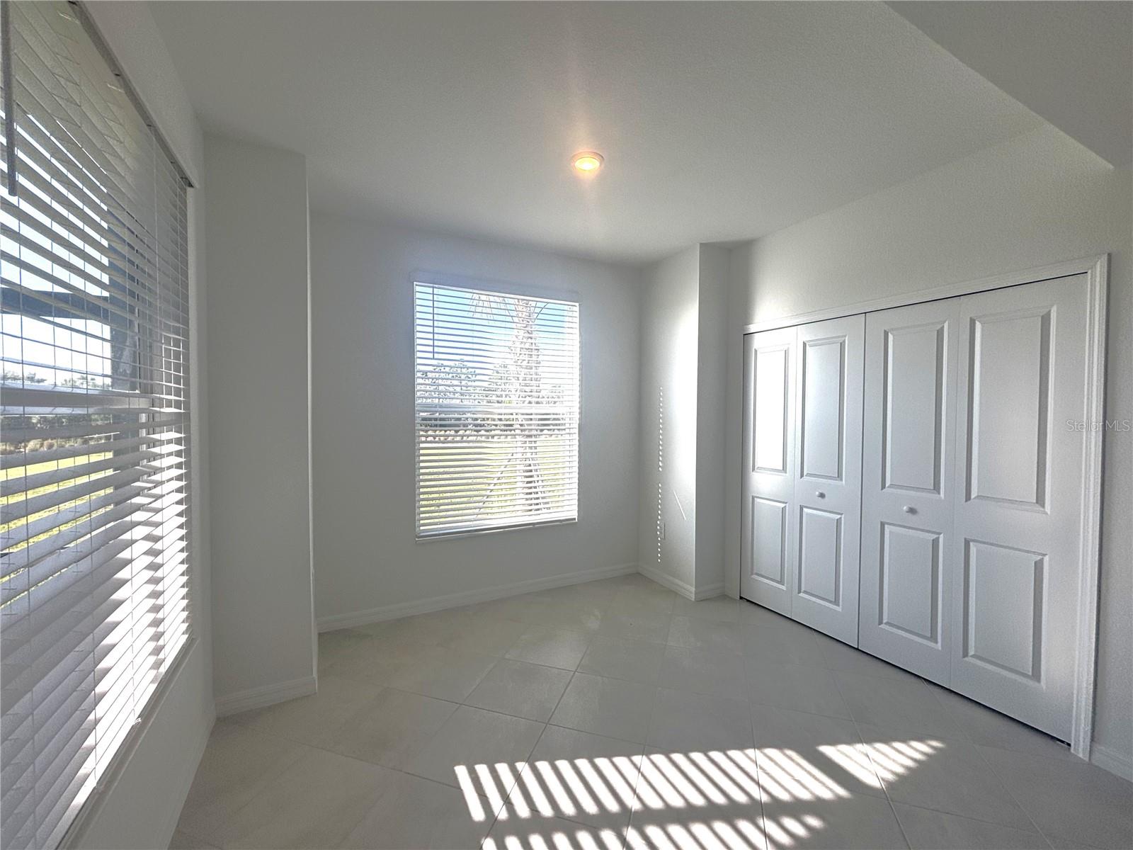 WELLEN GOLF & COUNTRY CLUB - Residential Lease