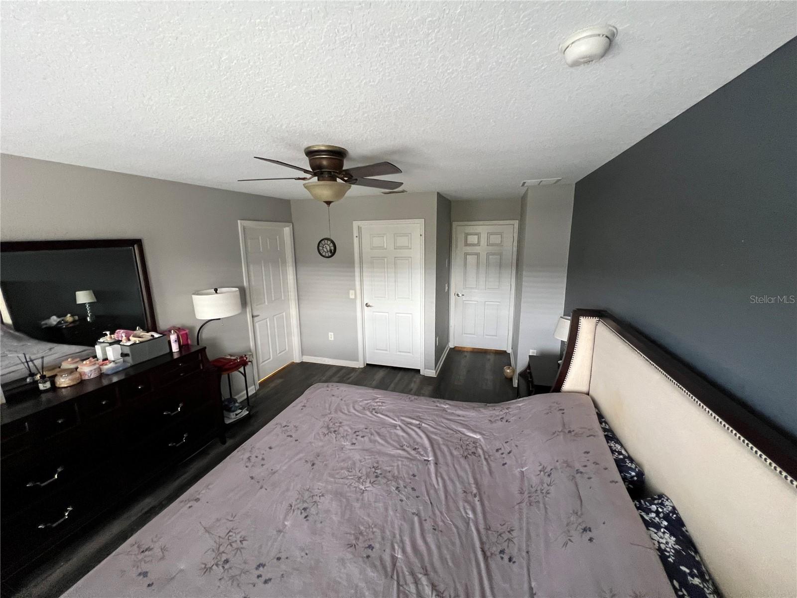 WEXFORD TWNHMS - Residential