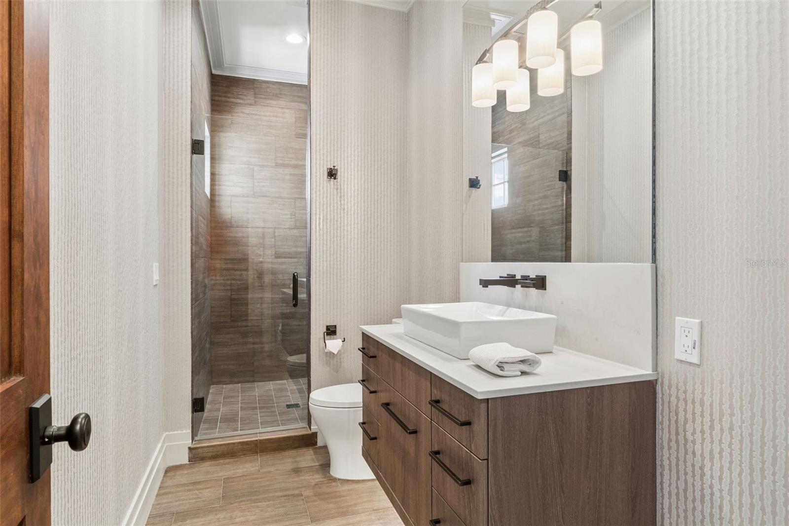 BAY POINT - Residential