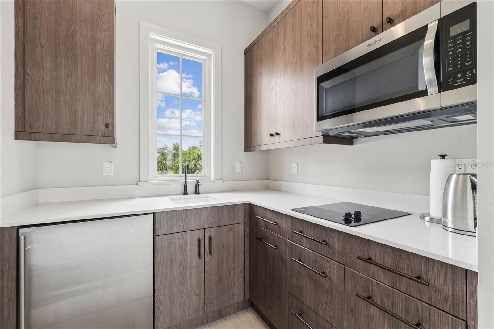 BAY POINT - Residential