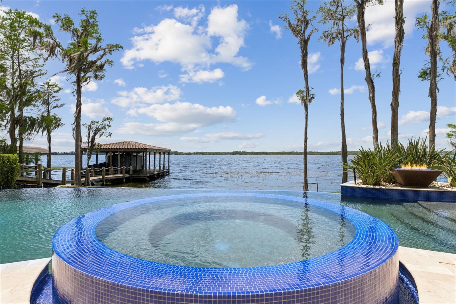BAY POINT - Residential