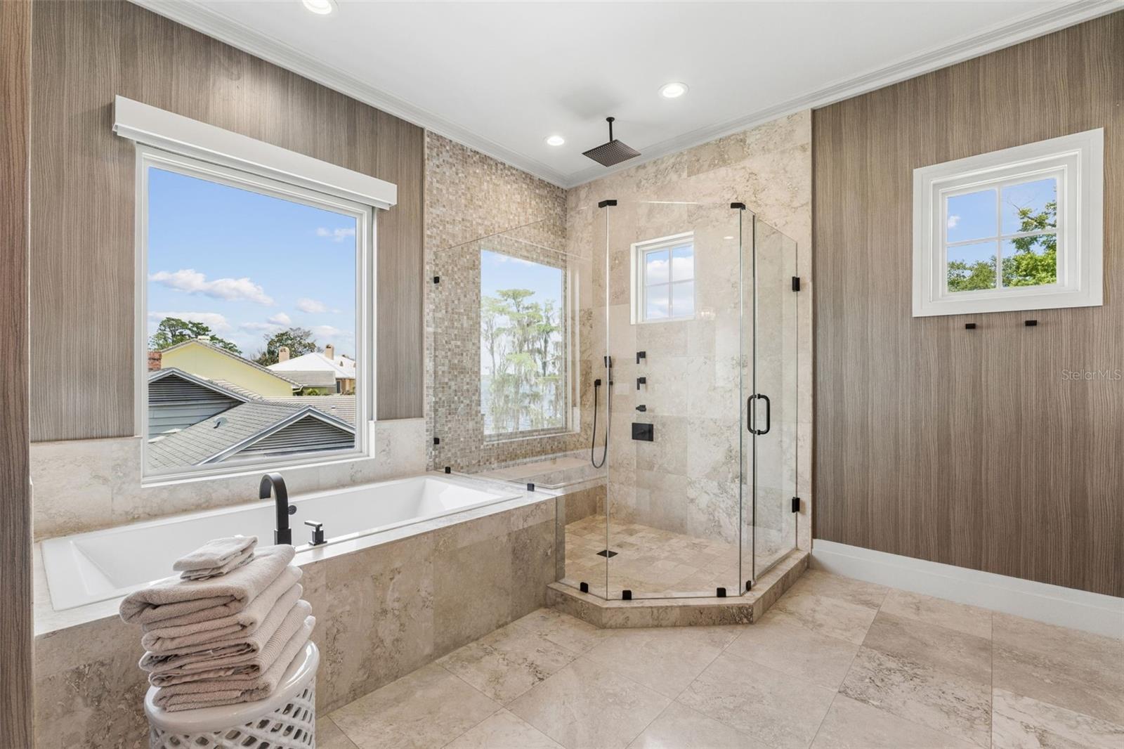 BAY POINT - Residential