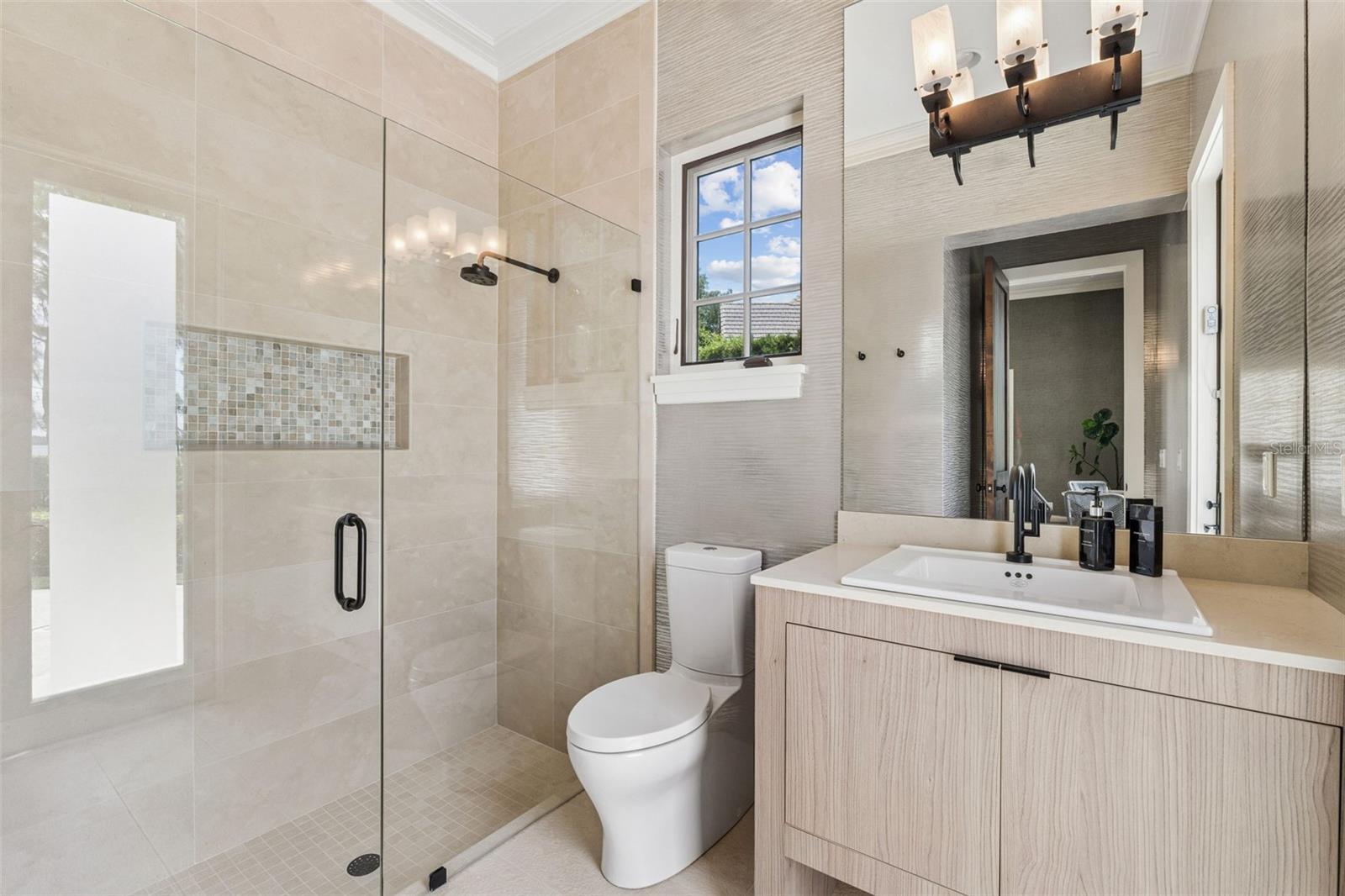 BAY POINT - Residential