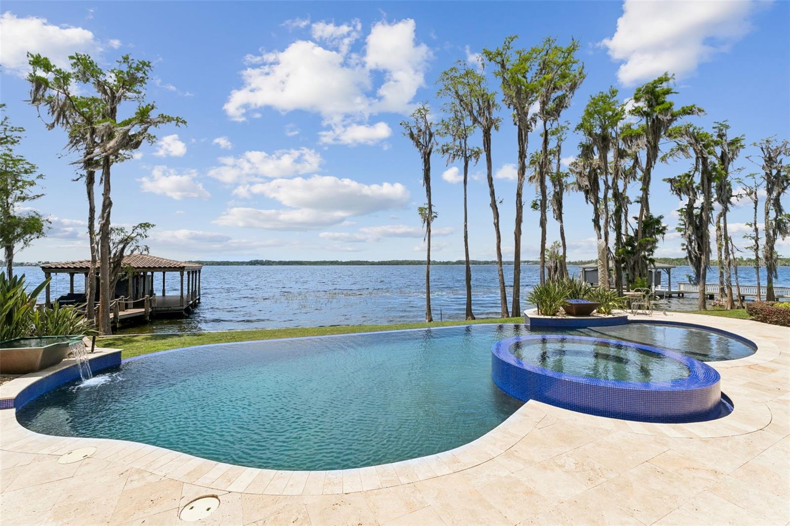 BAY POINT - Residential