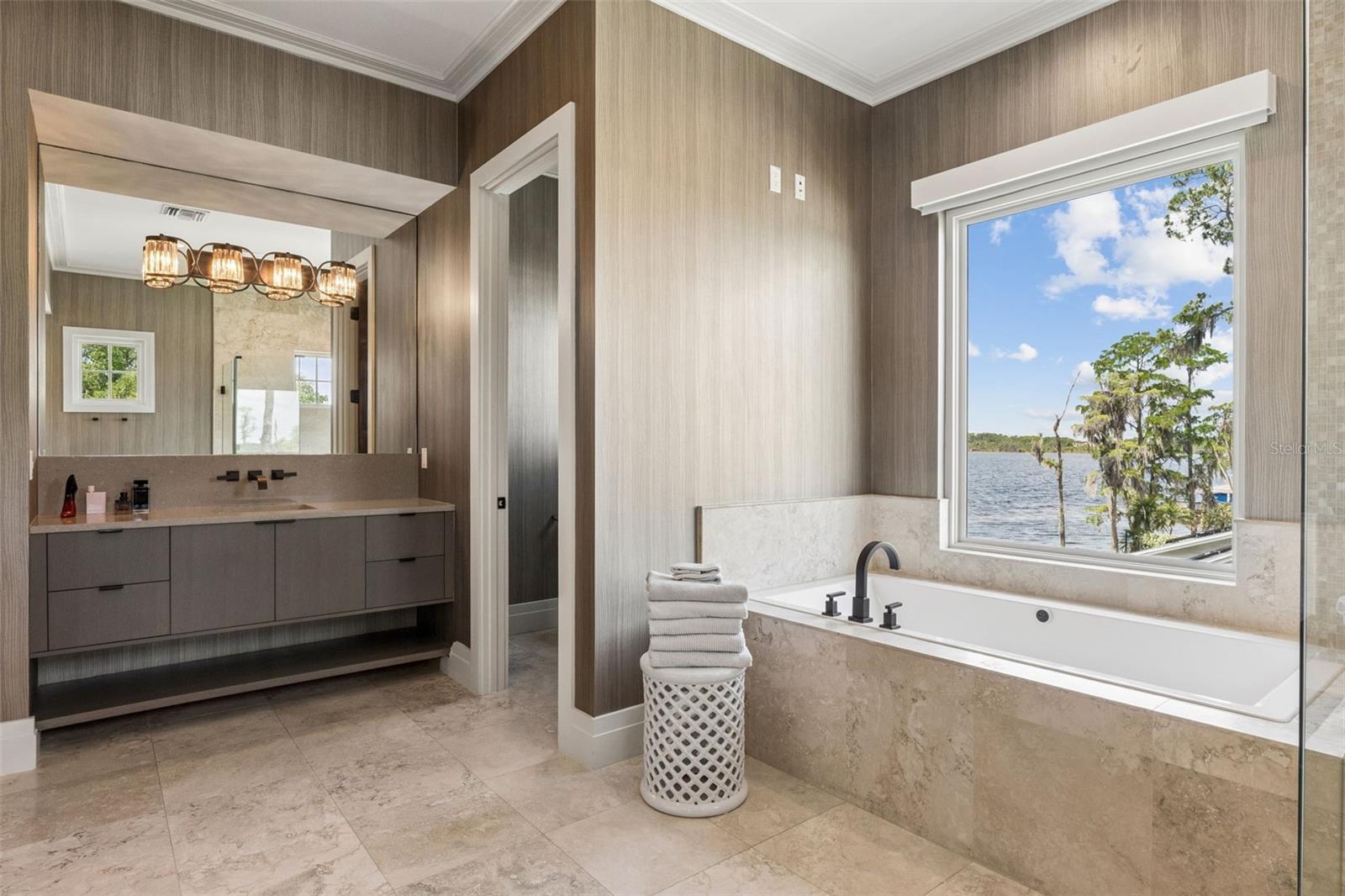 BAY POINT - Residential