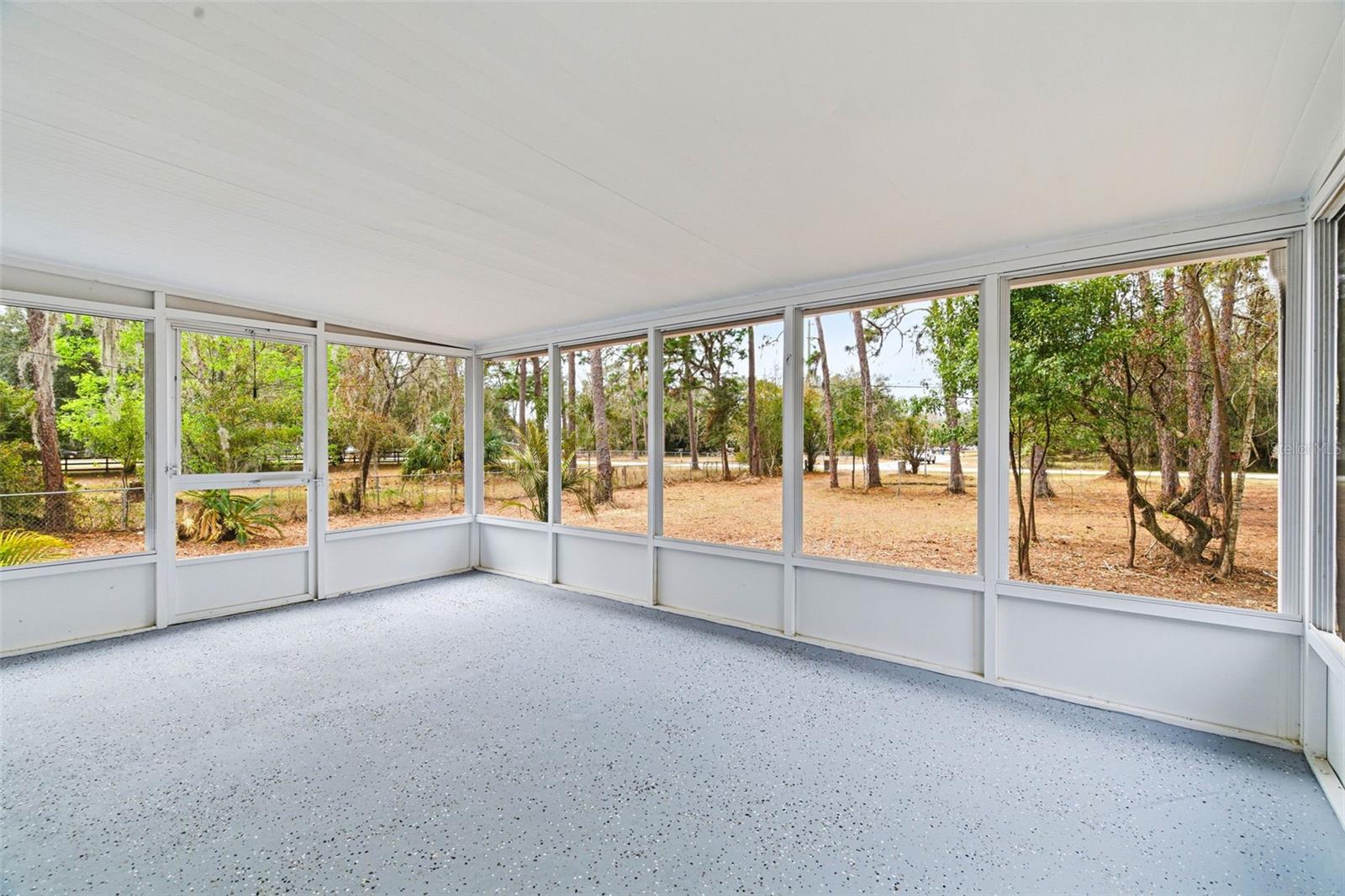 FOX RIDGE - Residential