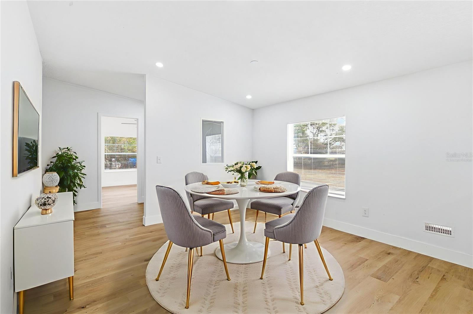 FOX RIDGE - Residential