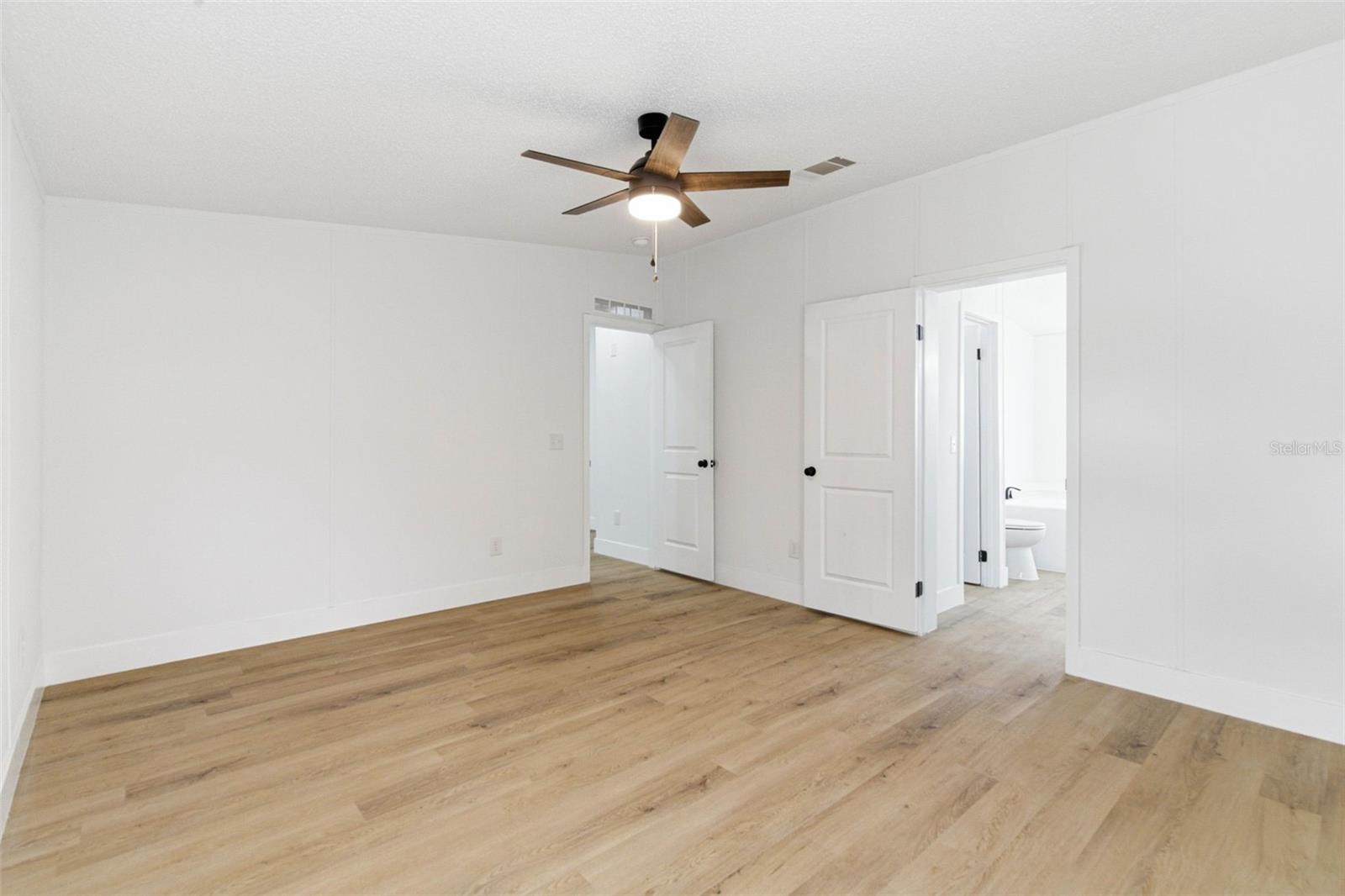 FOX RIDGE - Residential