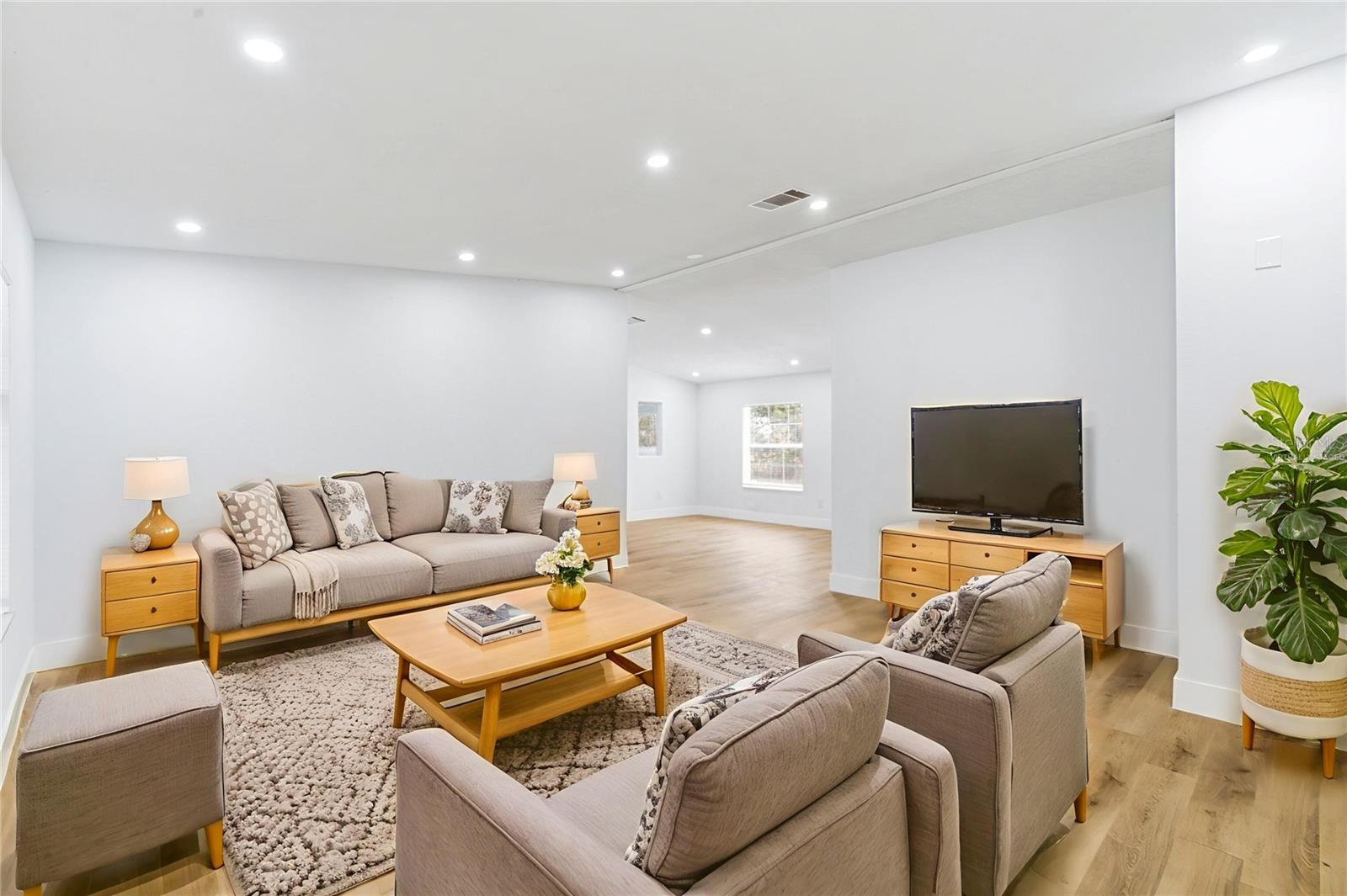 FOX RIDGE - Residential