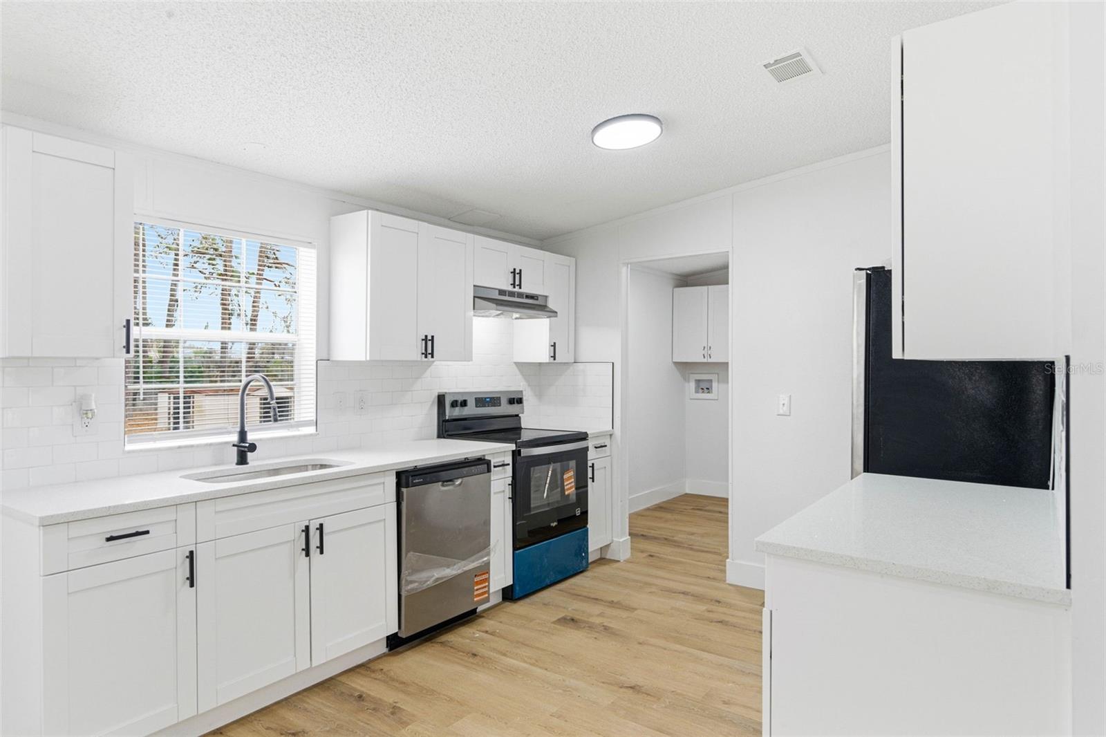 FOX RIDGE - Residential