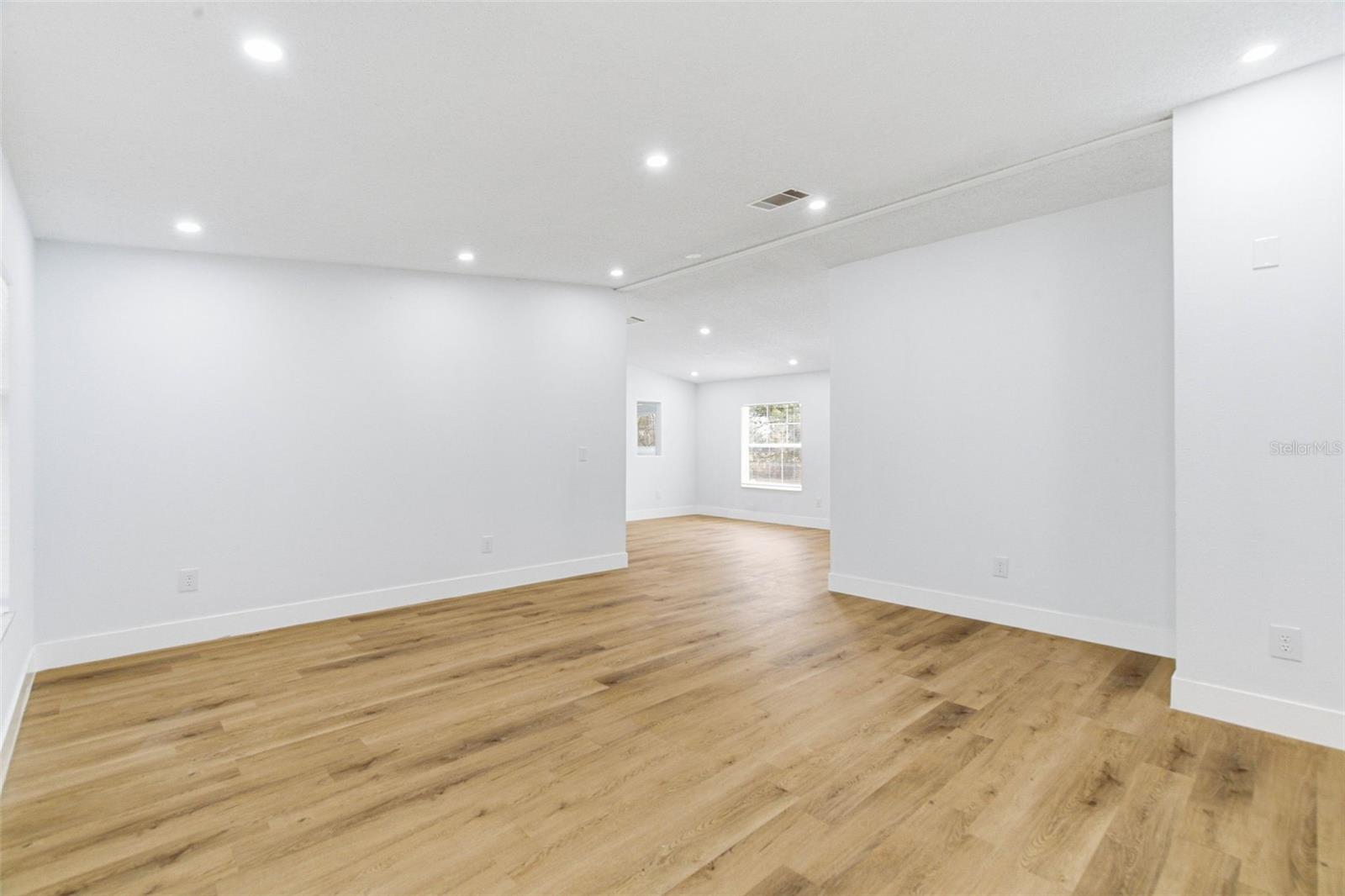 FOX RIDGE - Residential