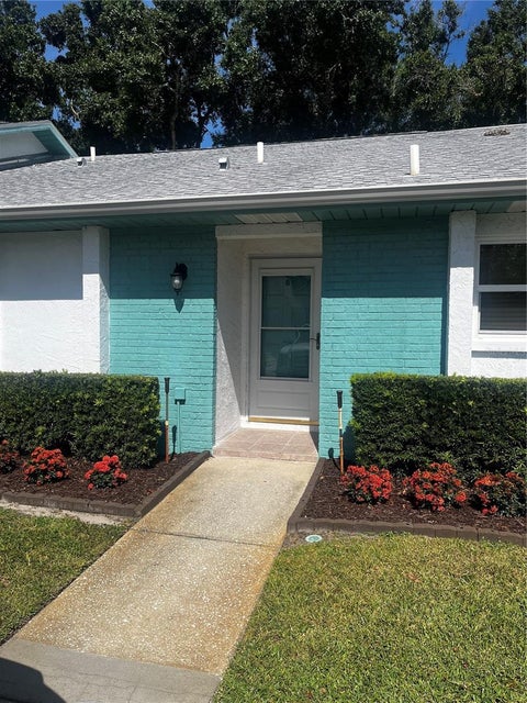 Photo of 1109 Tartan Drive #B, Palm Harbor, FL 34684 (MLS # TB8553383)