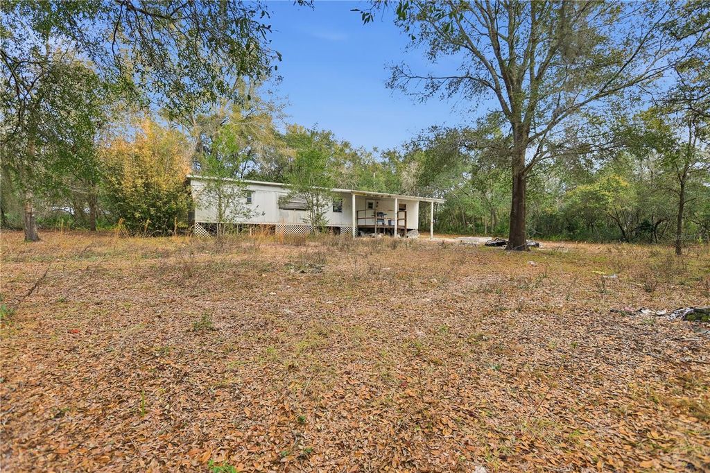 Photo of 40707 Lois Street, Eustis, FL 32736 (MLS # V4947362)