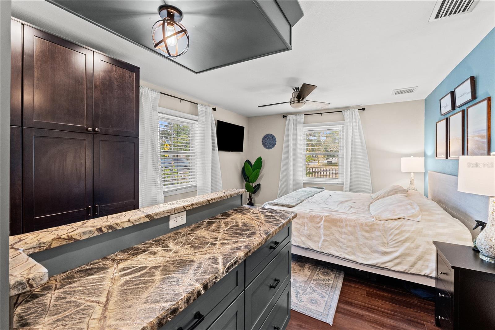 PASADENA HEIGHTS - Residential