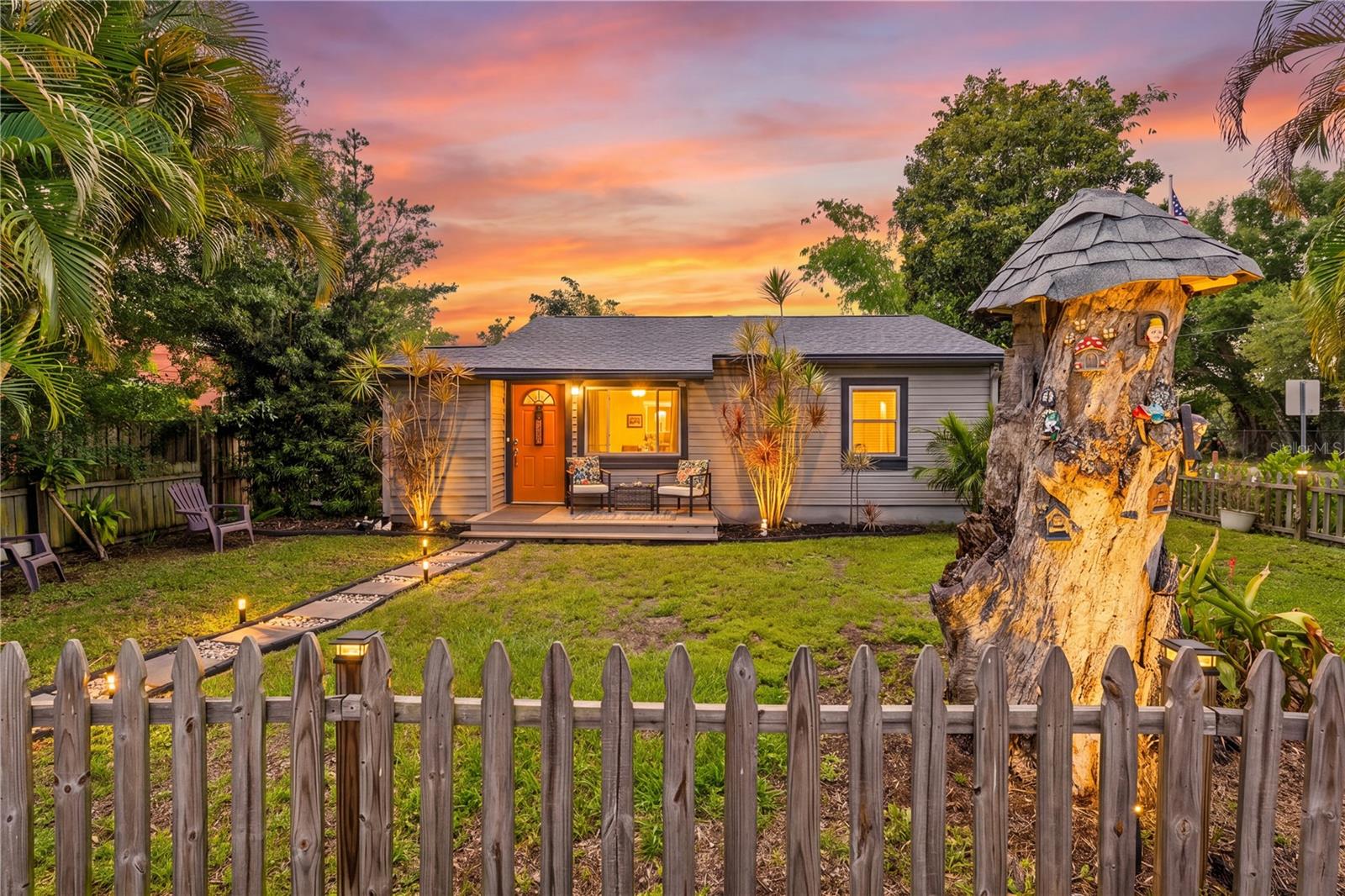PASADENA HEIGHTS - Residential