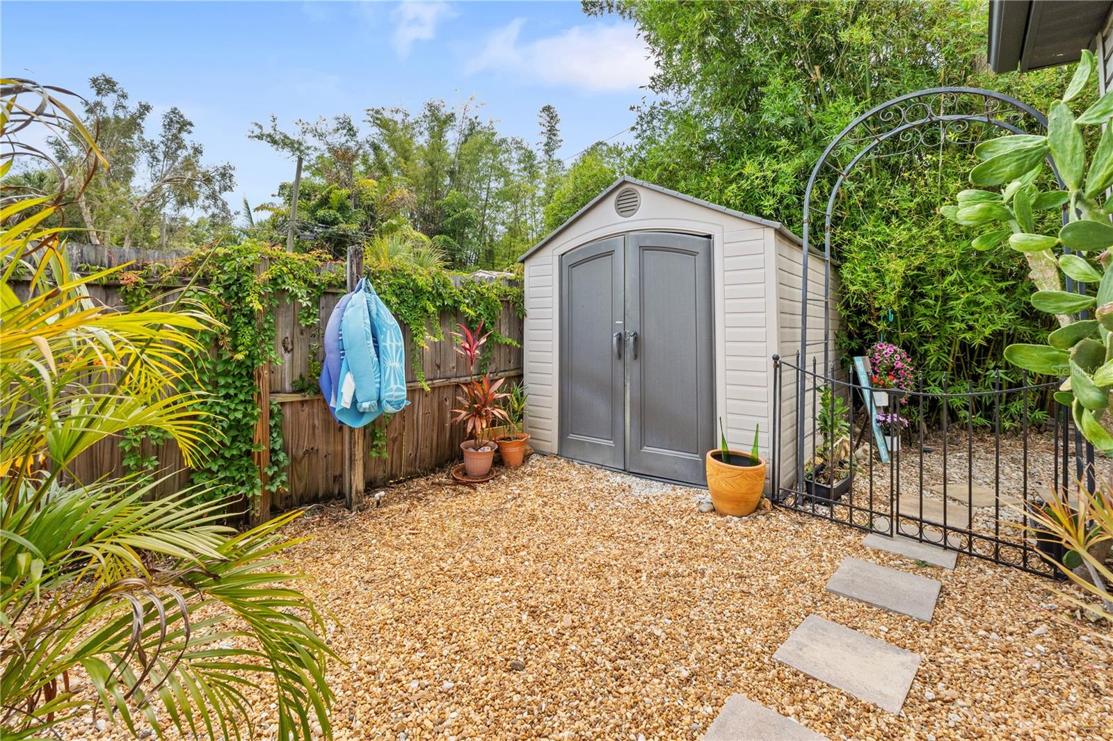 PASADENA HEIGHTS - Residential