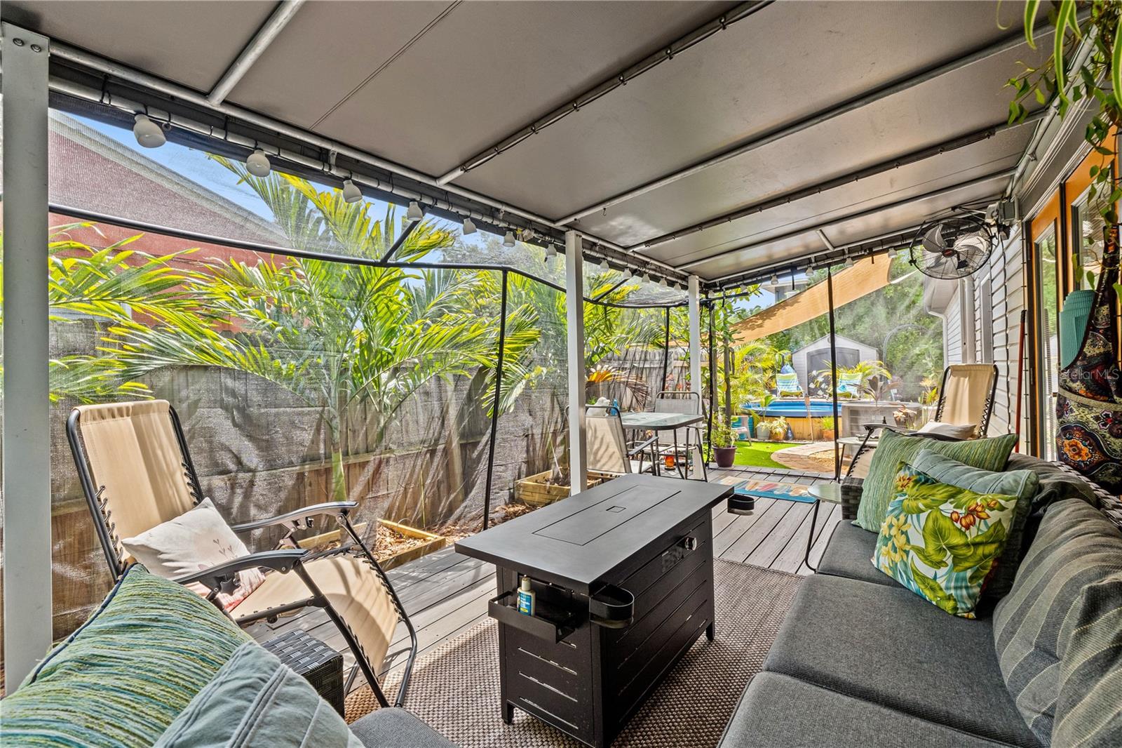 PASADENA HEIGHTS - Residential
