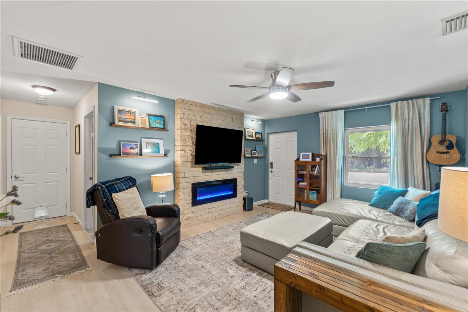 PASADENA HEIGHTS - Residential