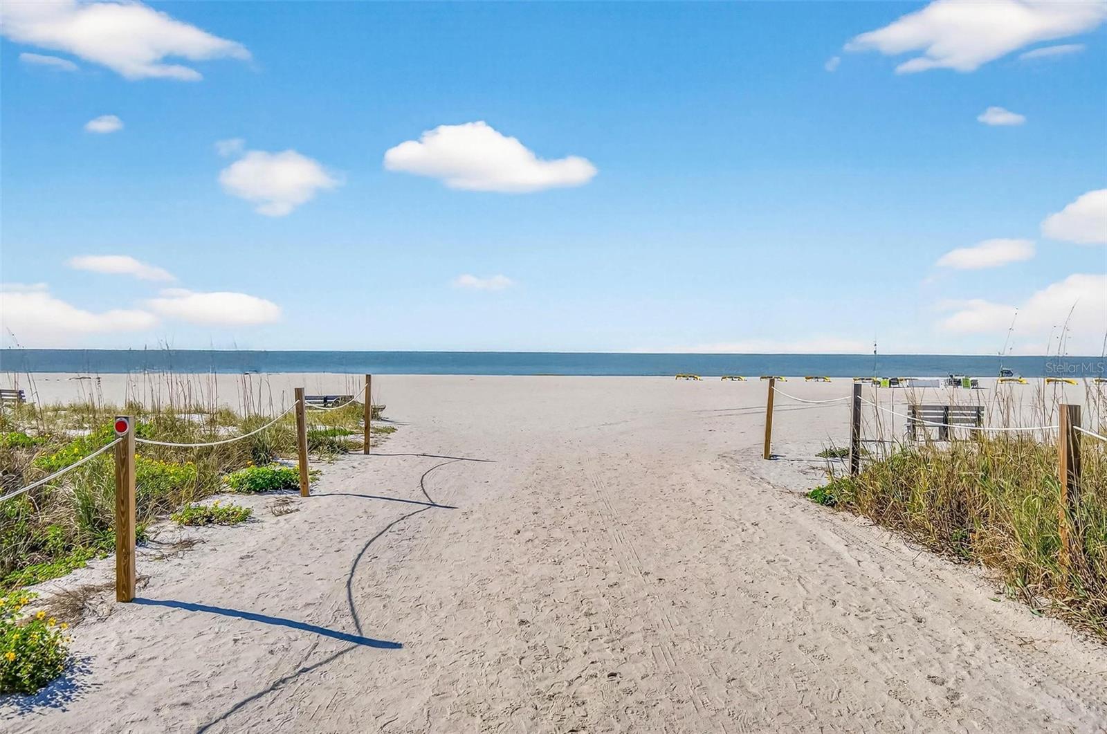 SUNSET PLAZA EAST APTS CONDO - Residential