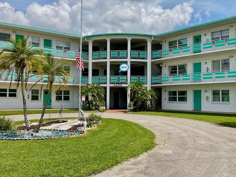 Photo of 1900 59th Avenue N #210, St Petersburg, FL 33714 (MLS # TB8423481) Photo of 1900 59th Avenue N #210, St Petersburg, FL 33714 (MLS # TB8423481)