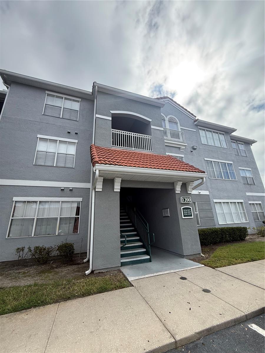 Photo of 18001 Richmond Place Drive #1236, Tampa, FL 33647 (MLS # TB8552300)