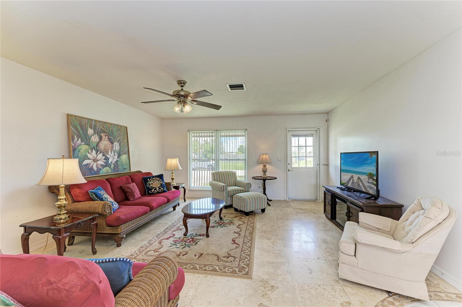 6195 LA PORTE TERRACE