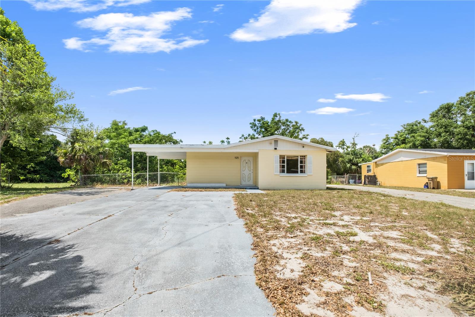 1125 EMERALD DRIVE