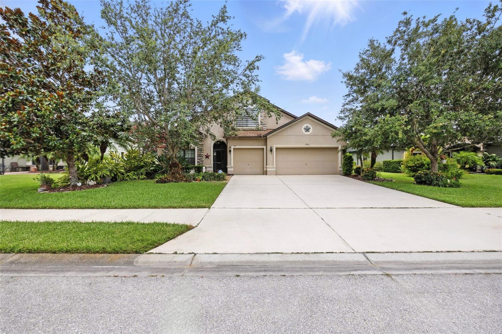 5962 LEXINGTON DRIVE