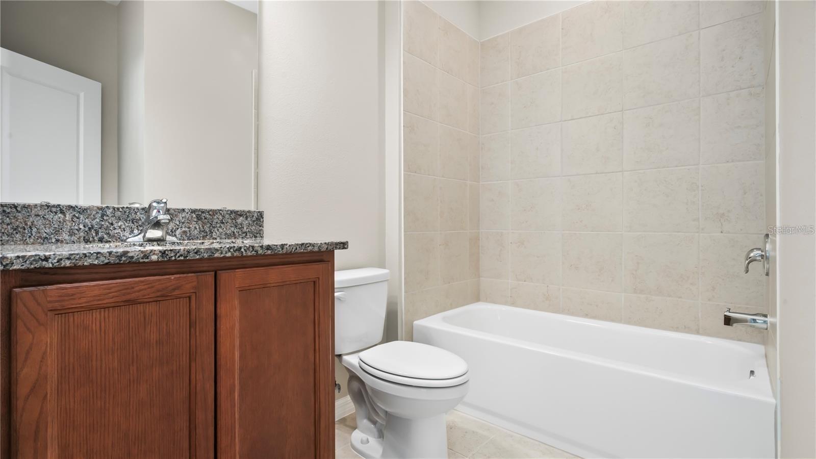 WESLYN PARK PH 1 - Residential Lease